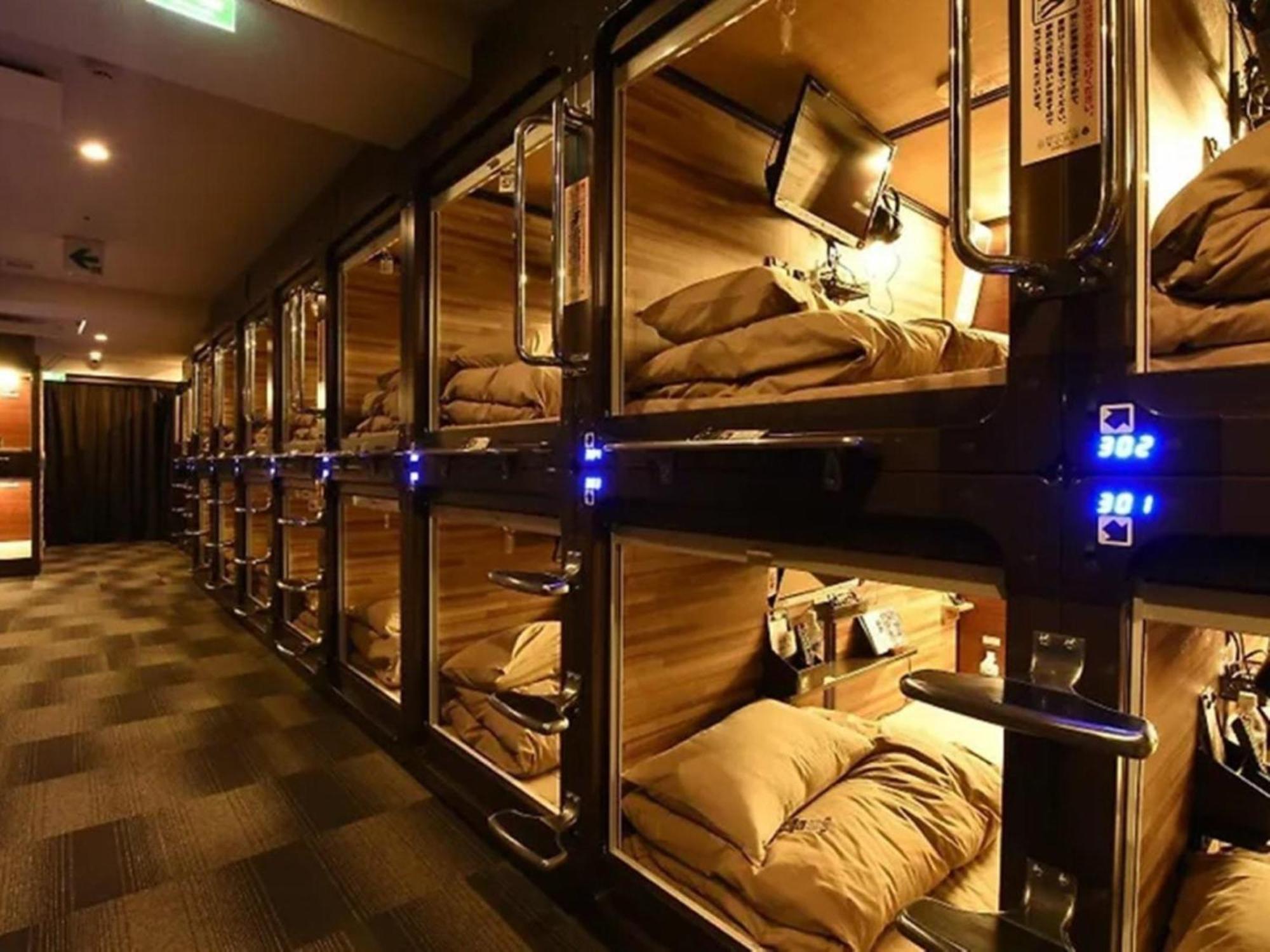 Kapselhotel Anshin Oyado Shinjuku Ekimaeten *