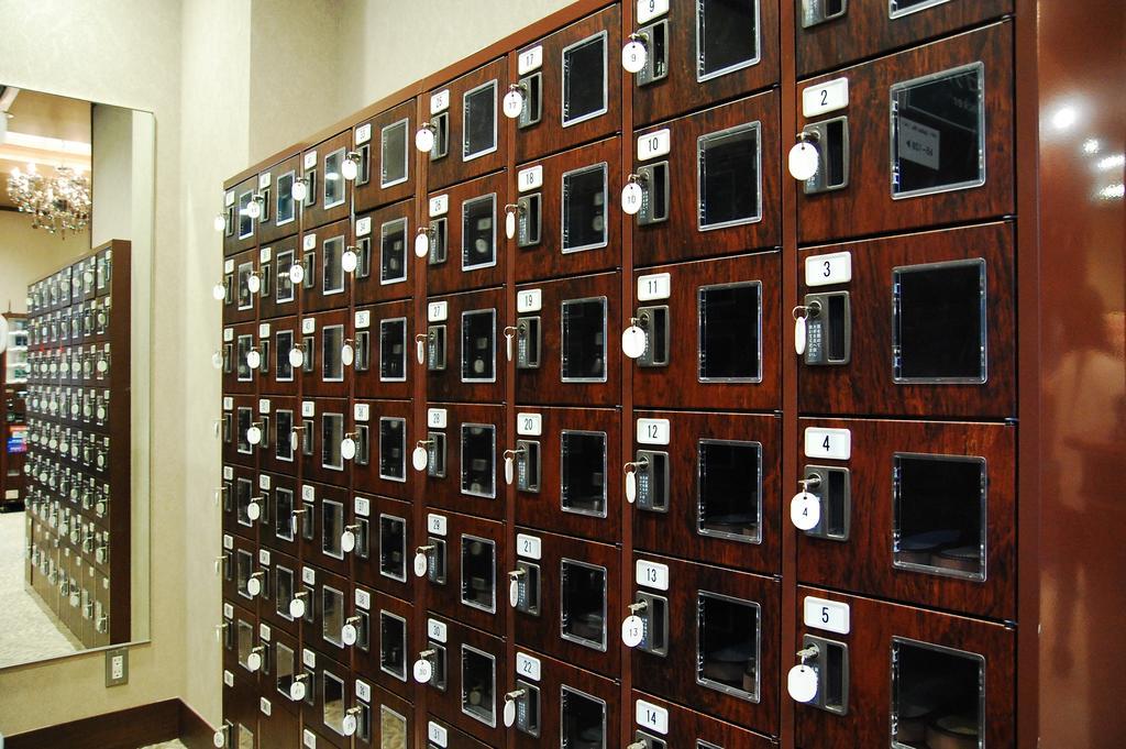 Kapselhotel Anshin Oyado Shinjuku Ekimaeten *