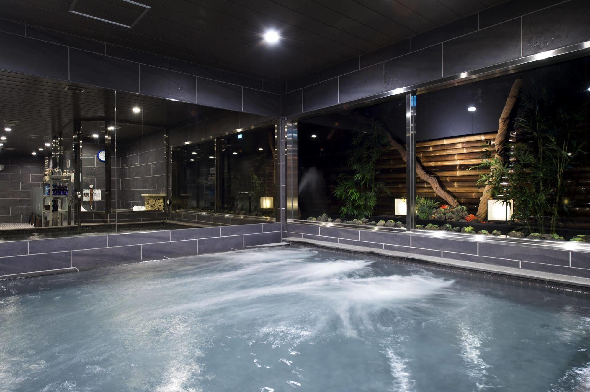 Hotel cápsula Anshin Oyado Shinjuku Ekimaeten Tokio